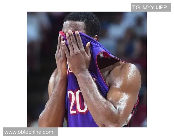 篮球明星的逆袭人生从球场到人生巅峰的传奇故事